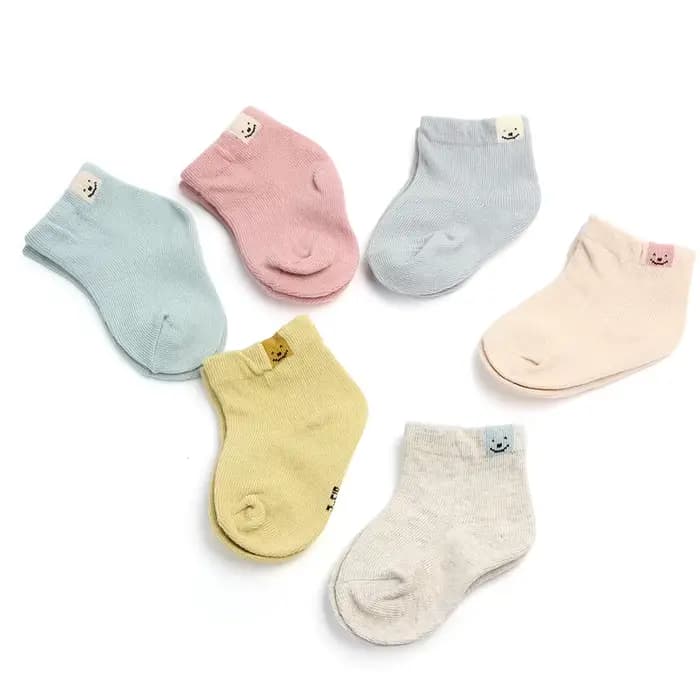 Chaussettes tricotées en coton doux pour bébé