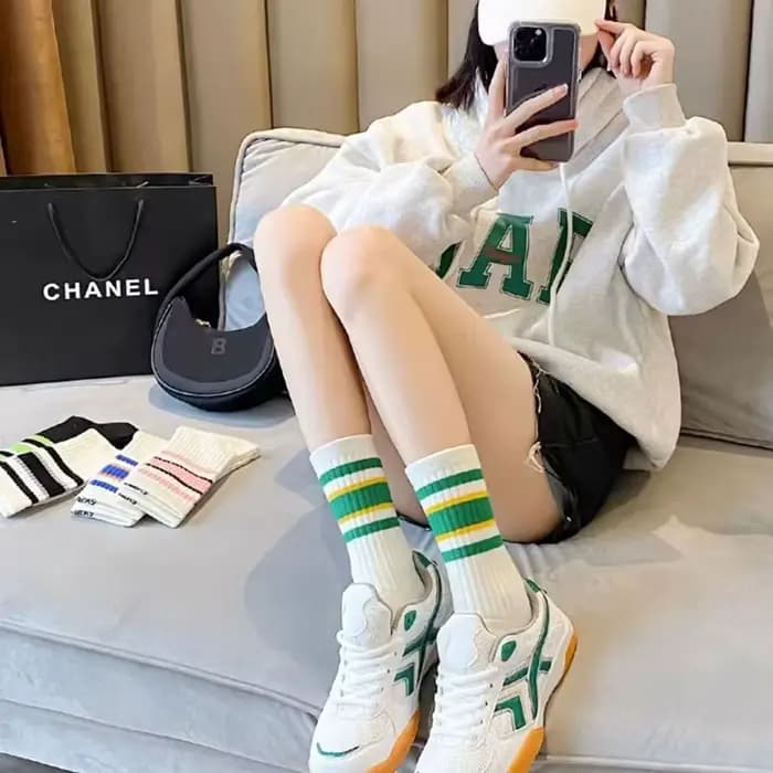 10/20 paires femmes coloré rayé femmes chaussettes de sport à la mode Simple couleur correspondant doux confortable toutes saisons chaussettes décontractées