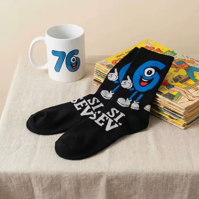 Nouvelle Arrivée Transfrontalière 67 Chaussettes mi-mollet pour hommes à motifs de dessins animés et lettres amusantes