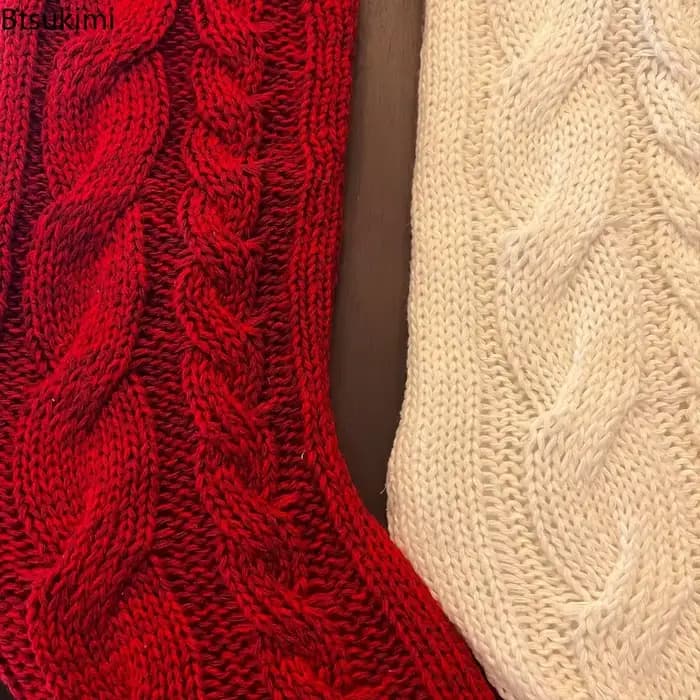 Nouvelles chaussettes de Noël tricotées 2026
