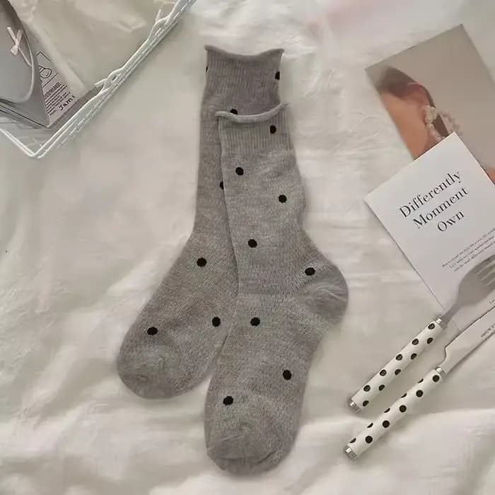 Chaussettes à pois pour femmes