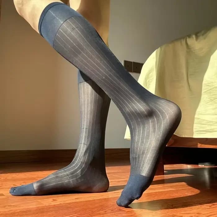 Chaussettes costume en soie fine pour hommes