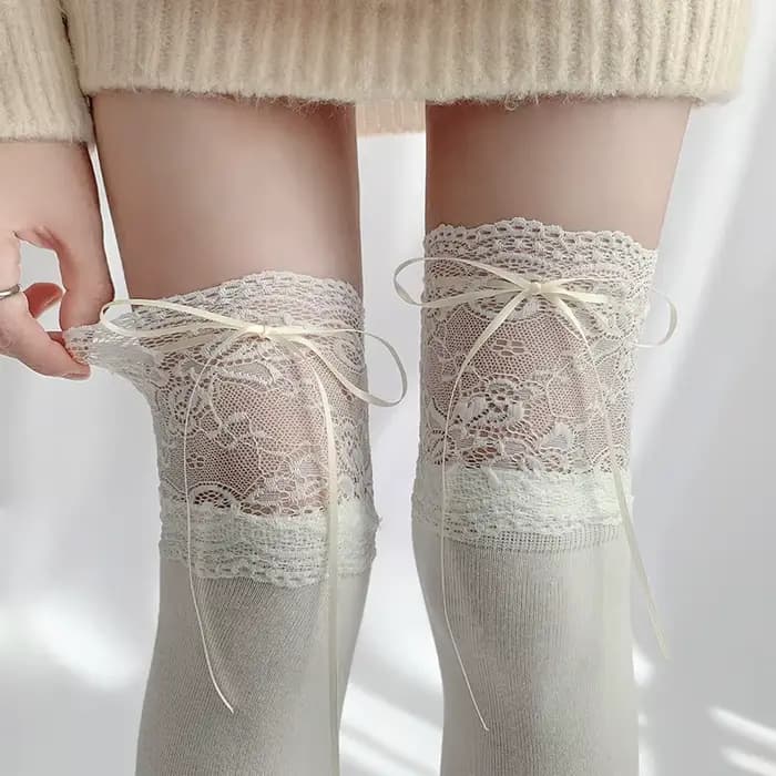 1 paire de chaussettes en velours blanc avec ruban à nouer, style Lolita, mignonnes et douces, mi-mollet, pour femmes, chaussettes hautes Kawaii