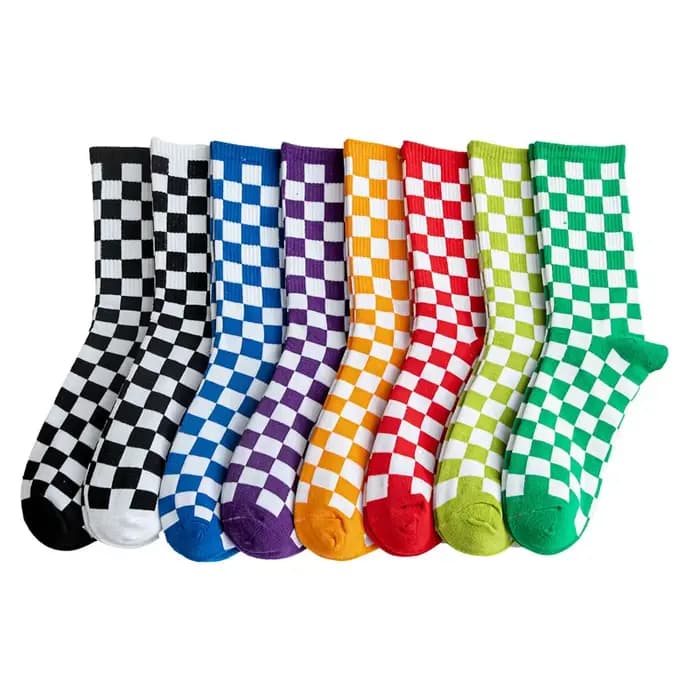 Femmes chaussettes damier Harajuku rue mode noir blanc carrés motif Plaid nouveauté Skateboard drôle coton