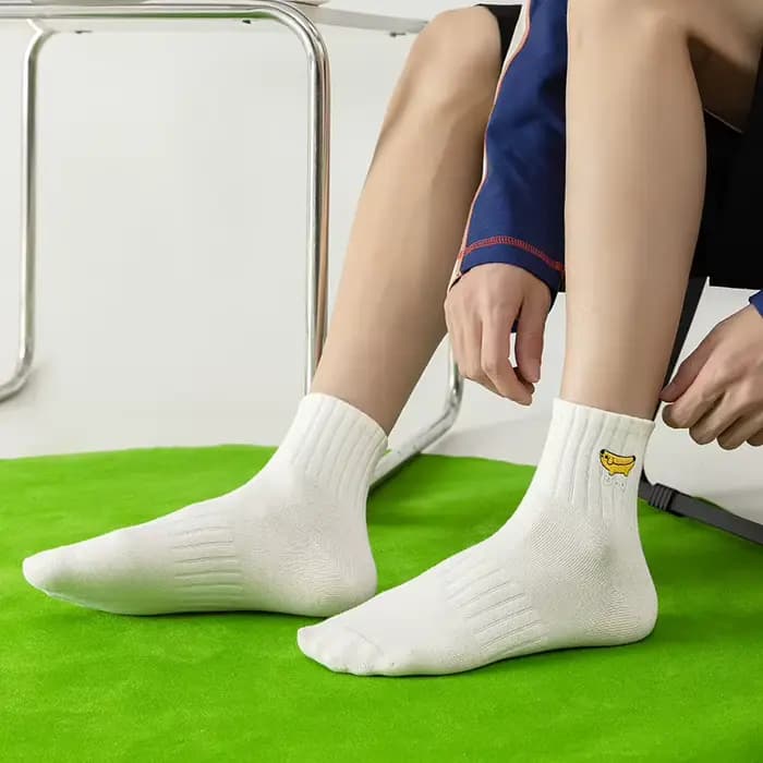 Chaussettes pour hommes chien broderie japonais Kawaii dessin animé mignon