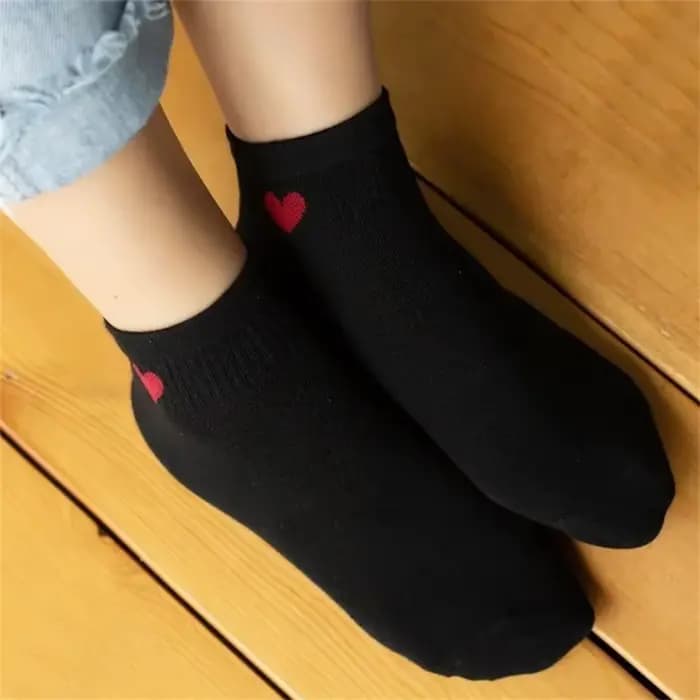 5 paires de chaussettes noires et blanches pour femmes, chaussettes bateau en coton à Tube bas, mignonnes «amour cœur», collège JK pour filles, printemps été