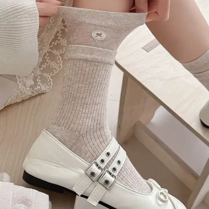 Chaussettes tendance pour femmes