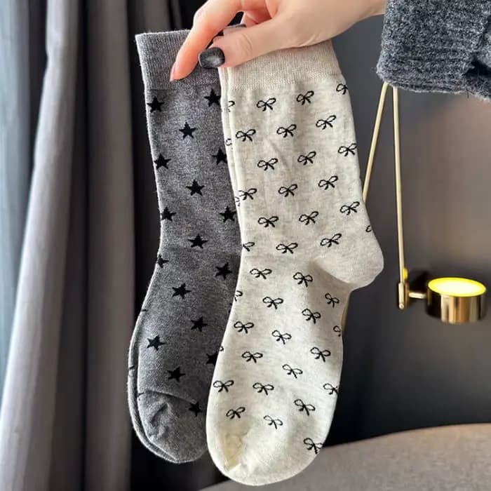 Chaussettes grises en coton pour femmes