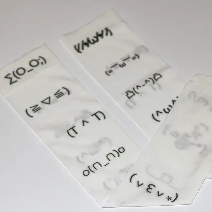 Kawaii Expression blanc Graffiti lettre imprimer chaussettes longues Harajuku sur genou cuisse haute bas Y2K Cosplay