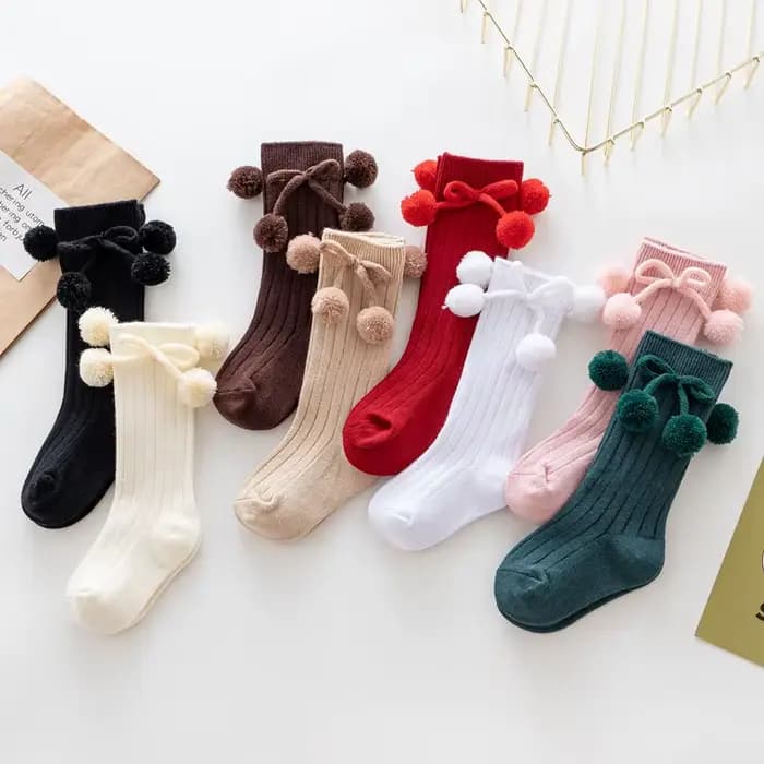 1 paire hiver Kawaii bébé bas coton princesse britannique genou haut Long nœud Pom Tube chaussettes pour filles chaussette tricotée pour 0-4 ans
