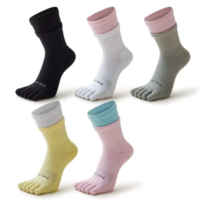 1 paire de chaussettes longues de sport pour femmes