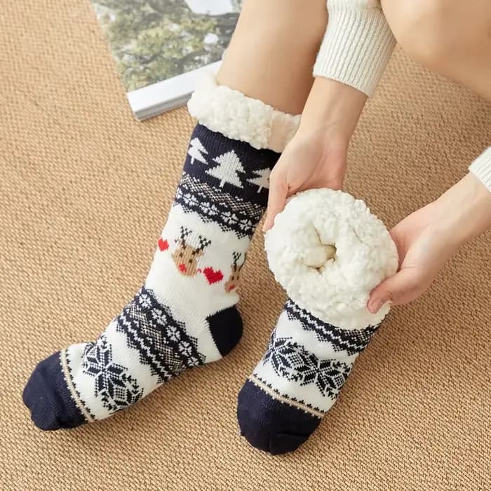 Chaussettes pantoufles de noël d'hiver pour femmes, chaussettes de sol épaisses avec pinces, chaussettes chaudes et pelucheuses antidérapantes, bas de couchage pour la maison, cadeaux de noël