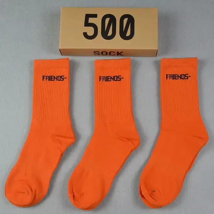 Chaussettes Tube longues en boîte Vlone lettre imprimée Style de rue sport Tube moyen noir blanc cot