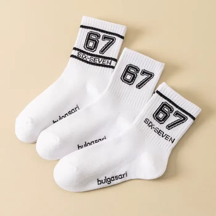 Chaussettes tendance pour adolescents avec imprimé "67" – Chaussettes de sport mi-mollet pour enfant
