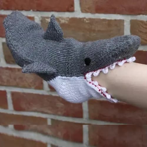 2023 nouvelles chaussettes crocodile tricotées automne hiver femmes mignon dessin animé sol chausset