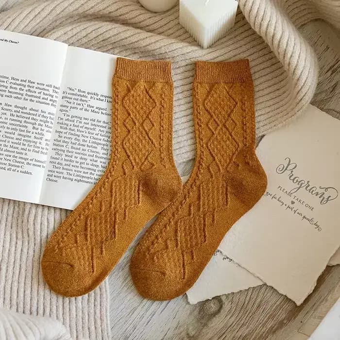 Hiver cachemire laine femme chaussettes solide Style japonais Harajuku rétro longues chaussettes fem