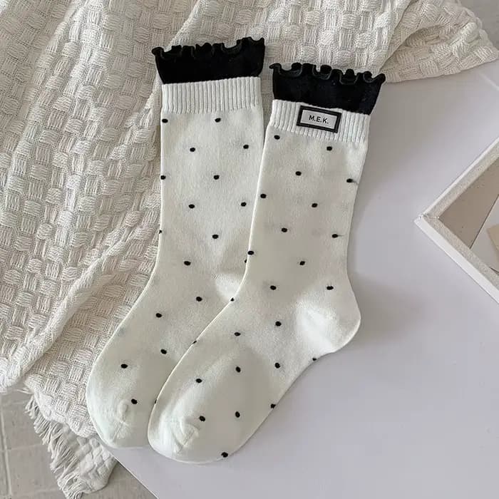 Chaussettes pour femmes nouveaux points mignon froufrous décontracté mode chaussettes longues respir