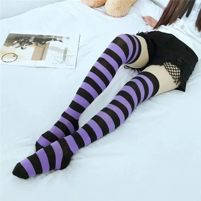 Chaussettes pour femmes rayures colorées personnalisées à la mode Cool Long Tube chaussettes Style g
