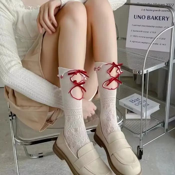 1 paire de chaussettes ajourées style Lolita et JK, chaussettes mi-mollet à double couche avec nœud