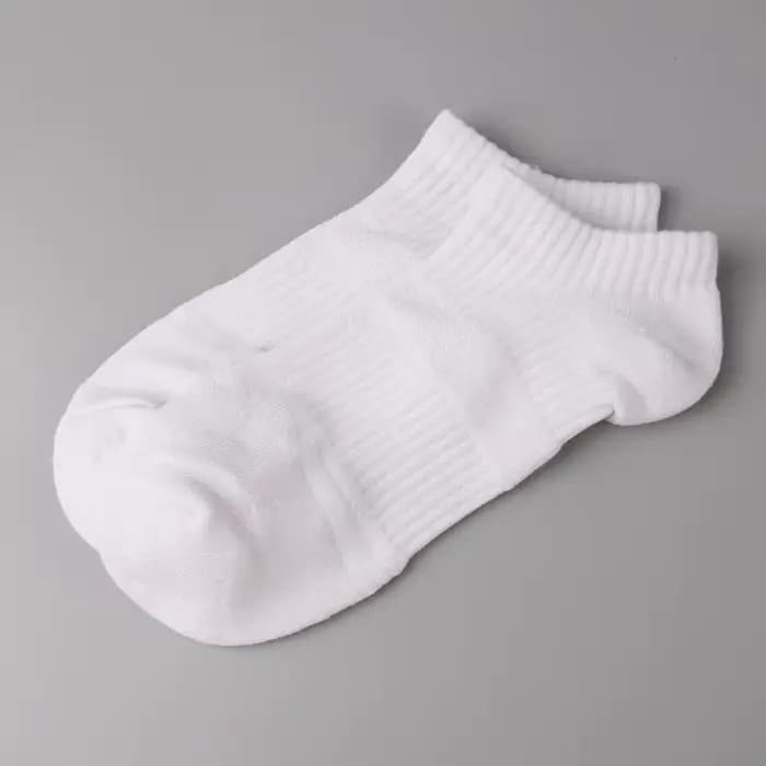 Les chaussettes épaisses pour hommes sont un fond polyvalent de la serviette d'étudiant est un tube