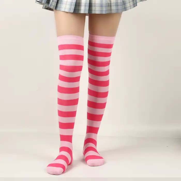 Femmes cuisse haute sur le genou chaussettes pour fille noir blanc rayé bonneterie longs bas en coto