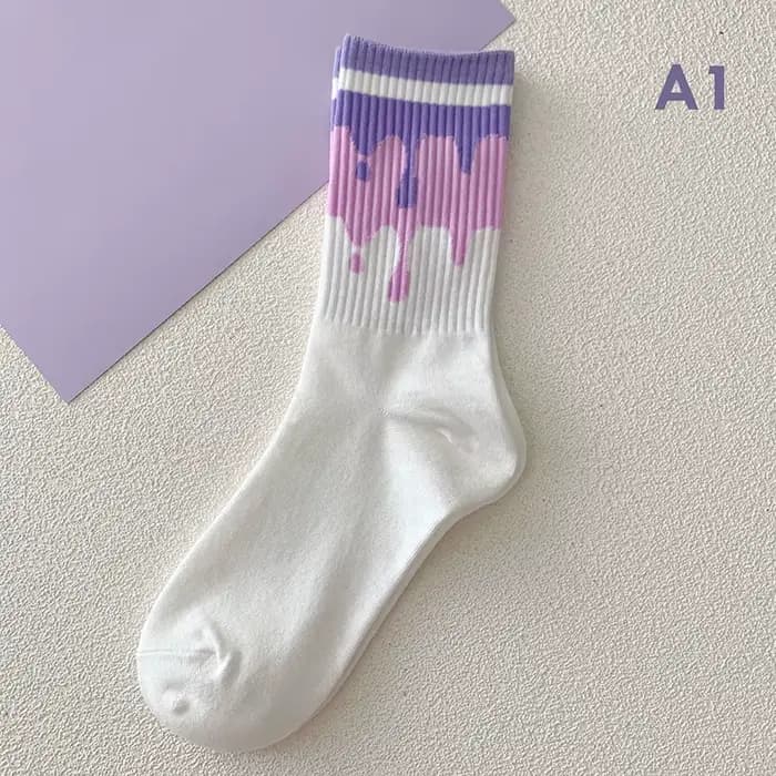 Chaussettes en coton à imprimé cœur violet pour femmes, chaussettes à tube moyen, chaussettes hip ho