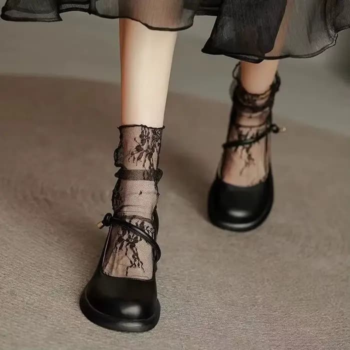 Chaussettes Ultra-fines en maille de dentelle douce pour filles, bonneterie Lolita Sexy pour femmes,