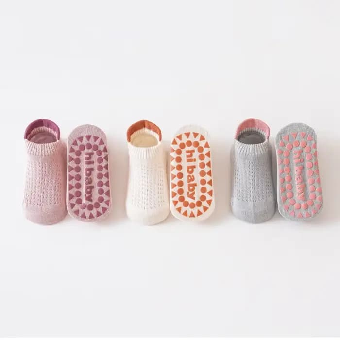 Lot de 3 paires de chaussettes antidérapantes en coton pour enfants, garçons et filles, pour nouveau