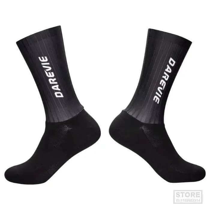 Haute DAREVIE chaussettes de cyclisme Aero Speed chaussette Pro sport pour hommes anti-dérapant respirant athlétique contrôle de l'humidité