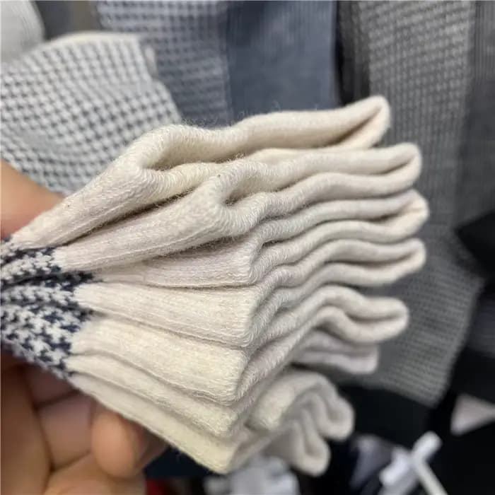 Chaussettes à carreaux en coton peigné pour hommes