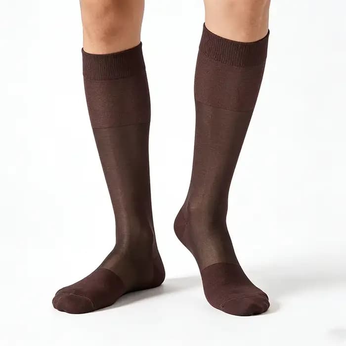 Nouvelles chaussettes longues marron pour homme