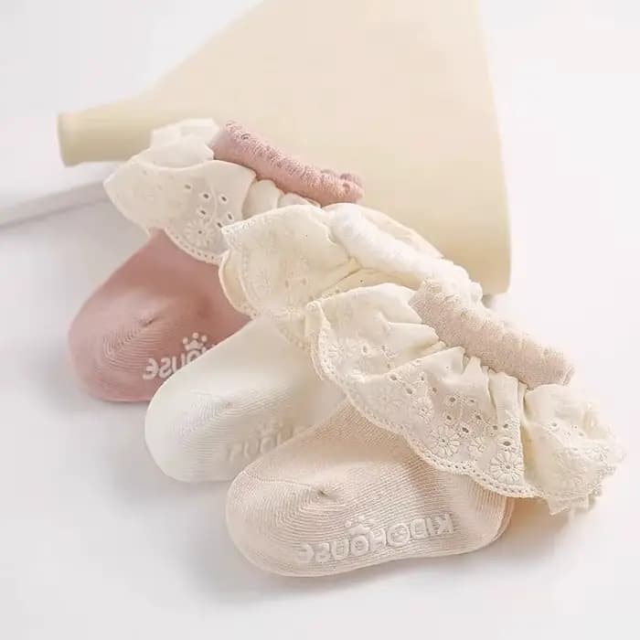 Chaussettes en dentelle de coton pour nouveau-né fille