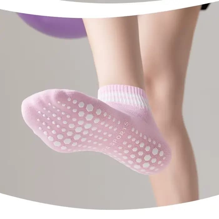 1 paire de chaussettes antidérapantes en coton absorbant la sueur pour la pratique de la danse sur le sol