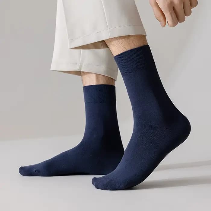 Chaussettes en coton peigné pour hommes de haute qualité suture désossée nouveau décontracté respirant noir blanc affaires 5 paires mâle chaussette longue EU39-45