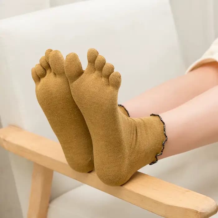 Chaussettes pour femmes coton cinq doigts à volants couleur unie orteil