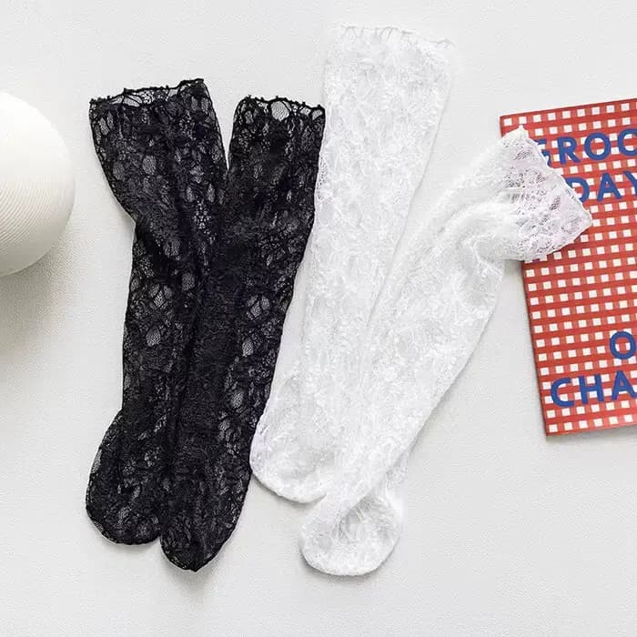 Chaussettes Ultra-fines en maille de dentelle douce pour filles, bonneterie Lolita Sexy pour femmes, motif de fleurs blanches et noires