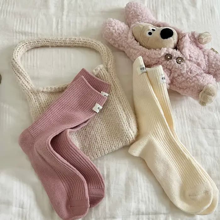 Chaussettes mi-mollet pour femme, automne-hiver, douces, élégantes, unies ou rayées, confortables, en laine, avec étiquette, pour la maison