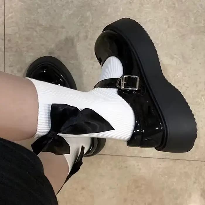 Femmes chaussettes printemps été blanc japonais mignon Kawaii Harajuku Style doux Lolita nœud papillon femme courte