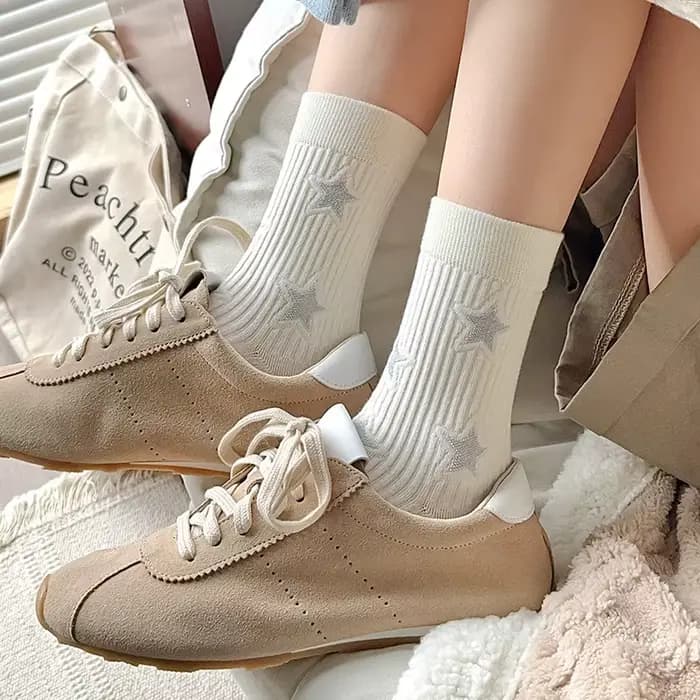 Chaussettes longues à imprimé étoile pour femmes
