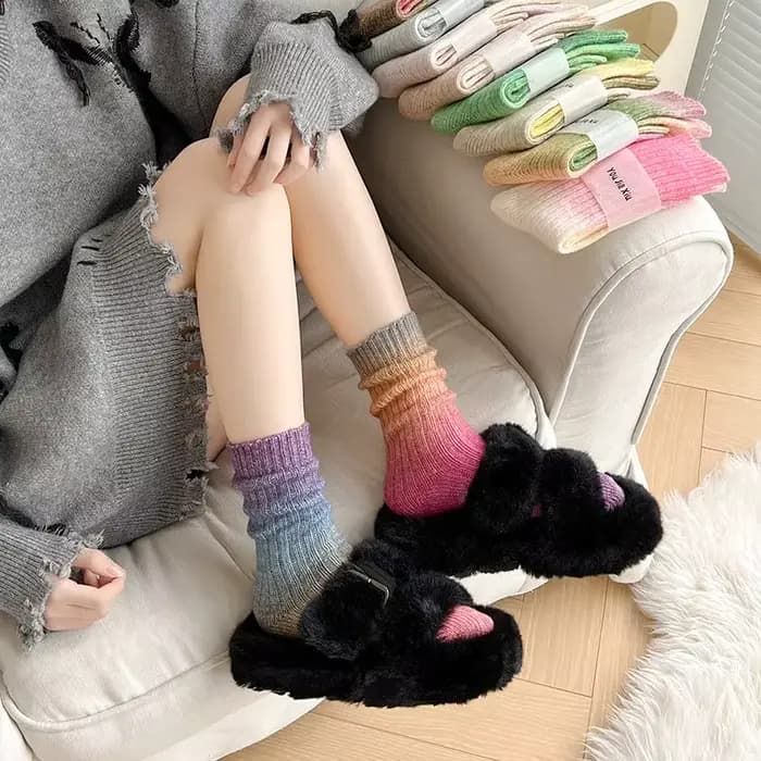 Chaussettes en laine de couleur progressive pour femmes
