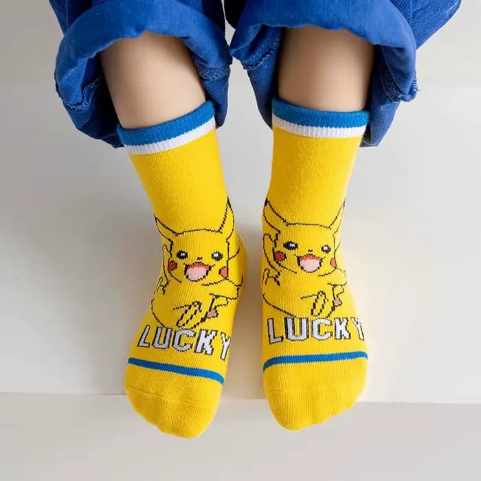 5 paires de nouvelles chaussettes japonaises à motif Pikachu, légères et respirantes, pour l'été, chaussettes basses pour étudiants, chaussettes décontractées