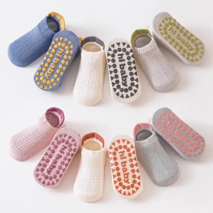 Lot de 3 paires de chaussettes antidérapantes en coton pour enfants