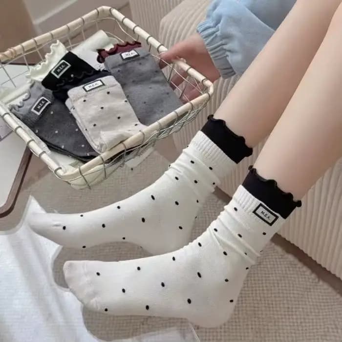 Chaussettes pour femmes nouveaux points mignon froufrous décontracté mode