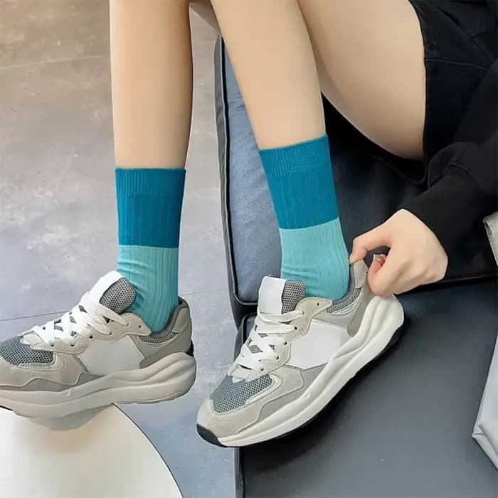 Chaussettes courtes en coton bleu carillon pour femmes