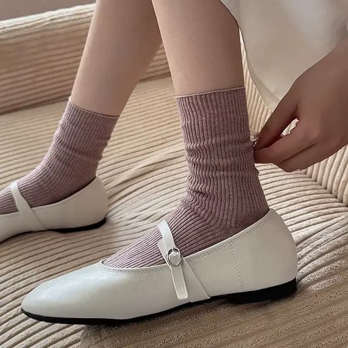 Chaussettes pour femmes nouveau automne hiver couleur classique décontracté