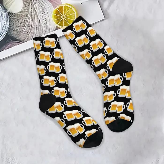 1 paire de chaussettes noires à la mode pour hommes