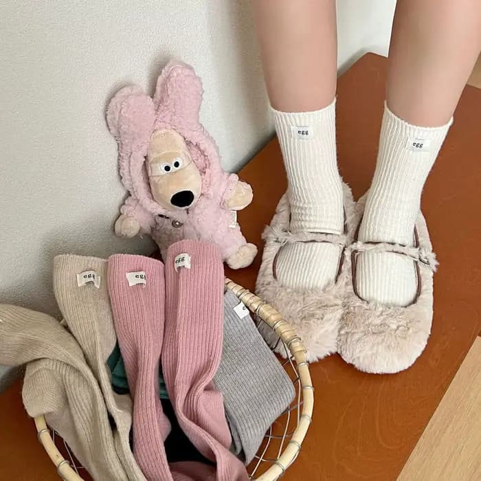 Chaussettes mi-mollet pour femme, automne-hiver, douces, élégantes, unies ou rayées, confortables, en laine, avec étiquette, pour la maison