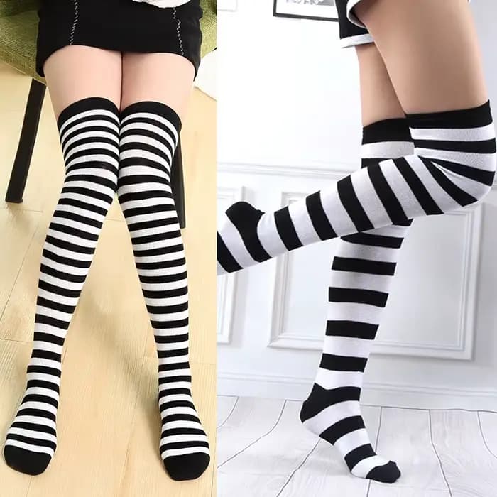 Femmes cuisse haute sur le genou chaussettes pour fille noir blanc rayé bonneterie longs bas en coton Kawaii tricoté