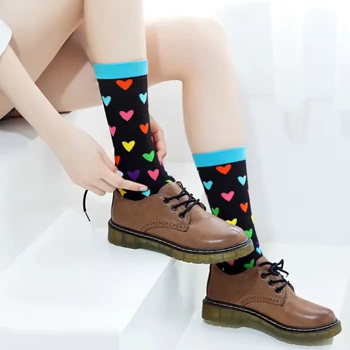 Nouvelles femmes chaussettes 1 paire coton amour arc-en-ciel couleur rayé imprimé nouveauté mode dame printemps moyen