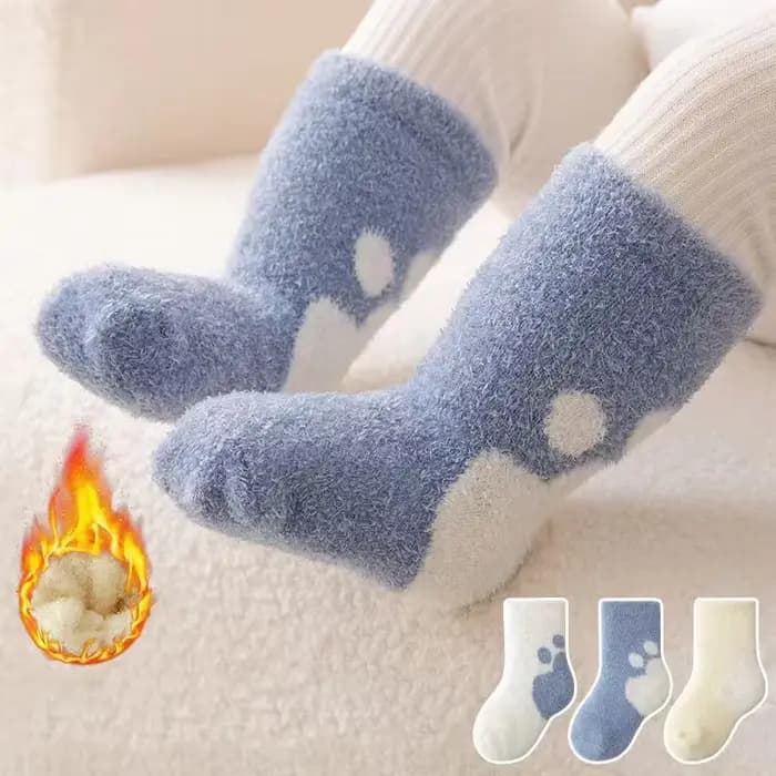 Chaussettes chaudes et épaisses pour bébés filles et garçons, chaussettes de sol solides antidérapantes en velours et fourrure pour nouveau-né, accessoires de vêtements mignons pour nourrissons